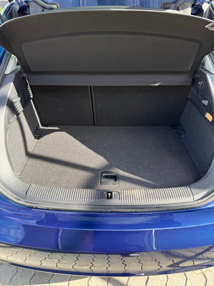 Audi A1 1,4 TFSi 122 Attraction 3d