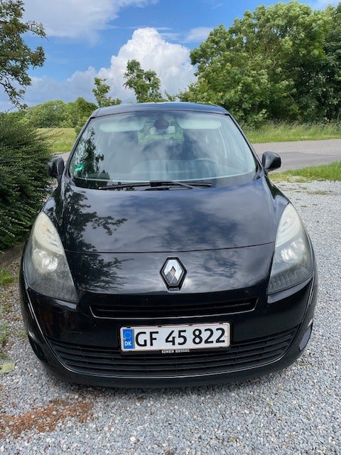 Renault Grand Scenic III 1,5 dCi 110 Dynamique 7prs 5d