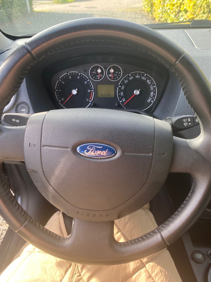 Ford Fusion 1,4 Ambiente 5d