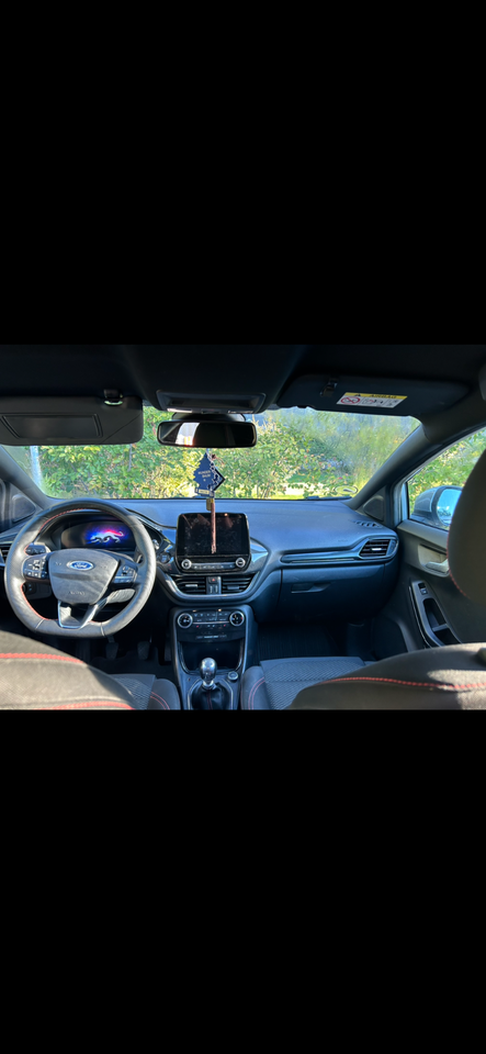 Ford Puma 1,0 EcoBoost mHEV ST-Line V DCT 5d