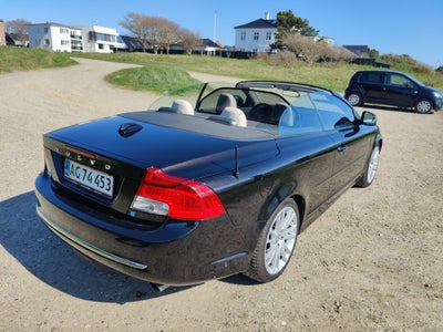 Volvo C70 2,5 T5 Summum aut. 2d