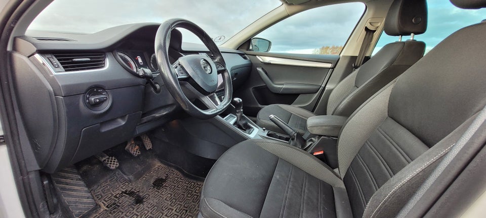 Skoda Octavia 1,0 TSi 115 Ambition Combi 5d