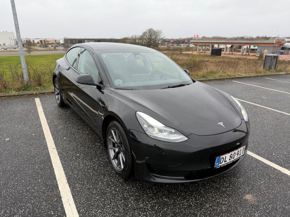 Tesla Model 3 Standard Range+ RWD 4d