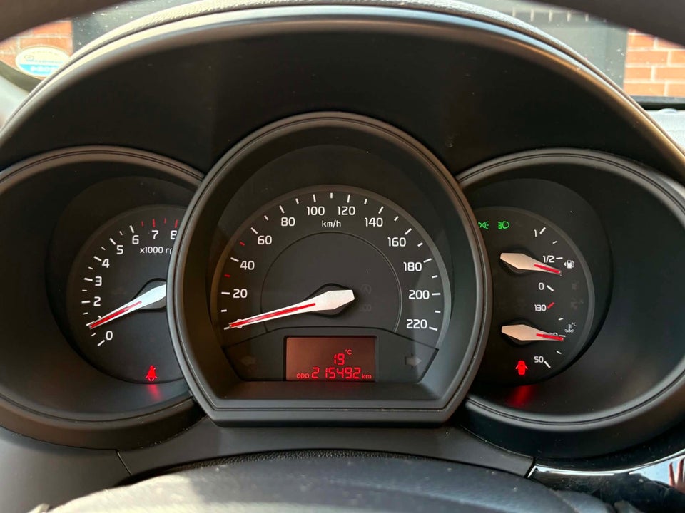 Kia Rio 1,2 CVVT Base 3d