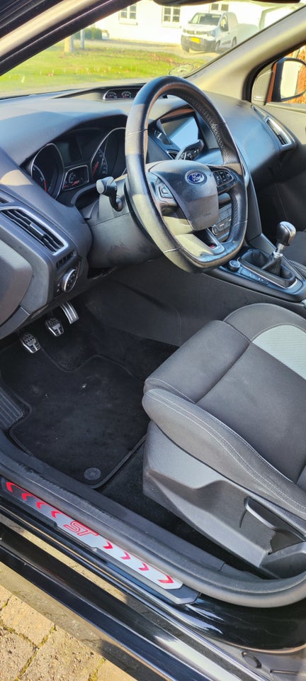 Ford Focus 2,0 TDCi 185 ST3 stc. 5d