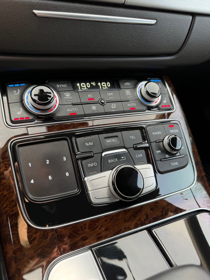 Audi A8 4,2 TDi 350 quattro Tiptr. 4d