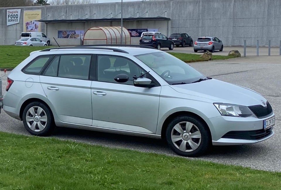 Skoda Fabia 1,2 TSi 90 Ambiente Combi 5d