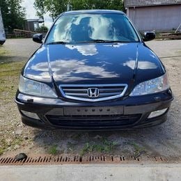 Honda Accord 2,3i ES 4d