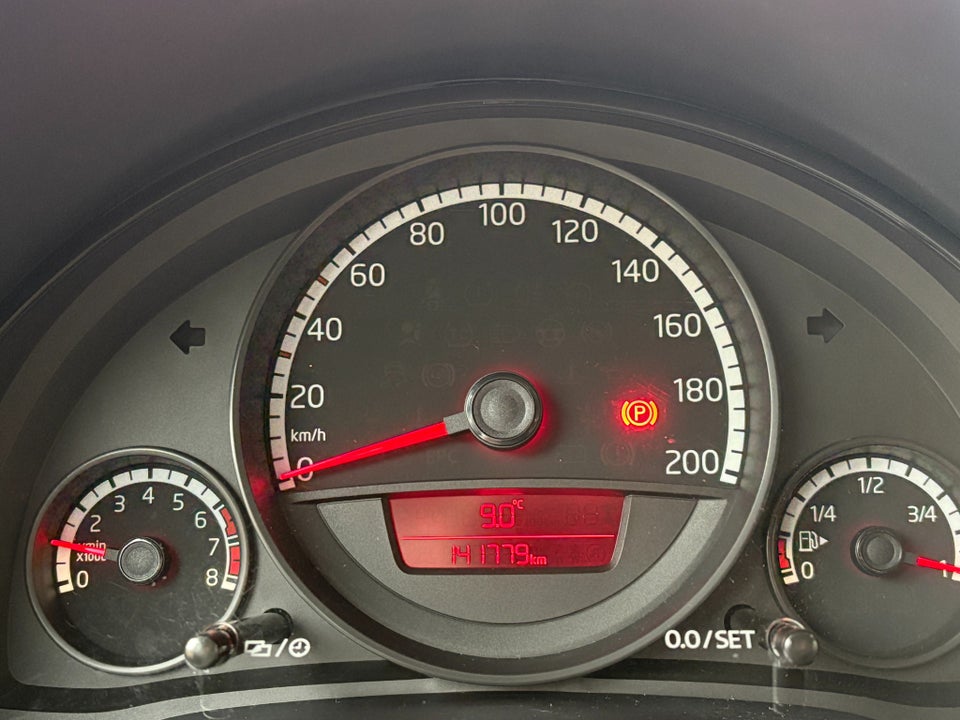 VW Up! 1,0 75 Move Up! BMT 5d