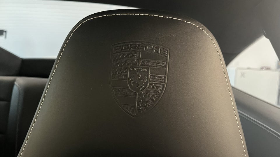 Porsche 911 Turbo S 3,8 Coupé PDK 2d