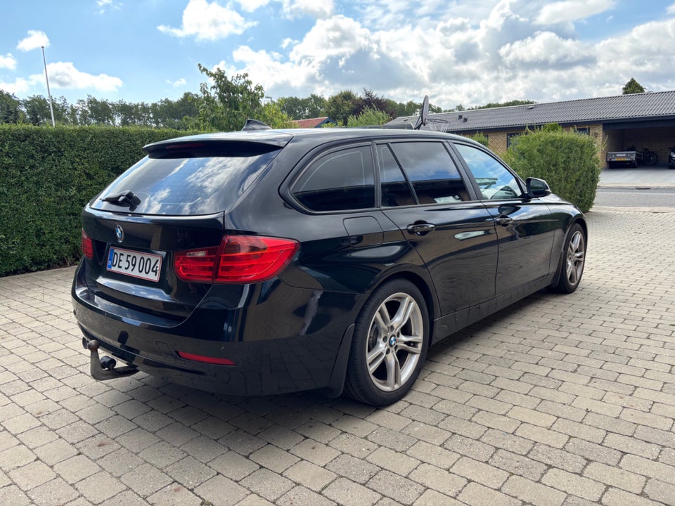 BMW 318d 2,0 Touring aut. 5d