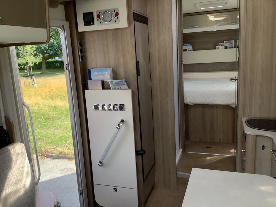 LMC Element T 748 2,3 MJT 140 3d