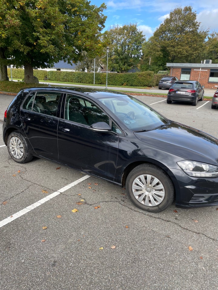 VW Golf VII 1,0 TSi 85 Trendline 5d