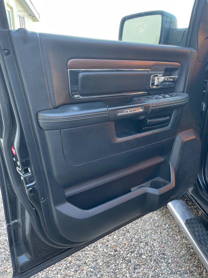 Dodge RAM 1500 5,7 V8 Laramie Crew Cab aut. 4d