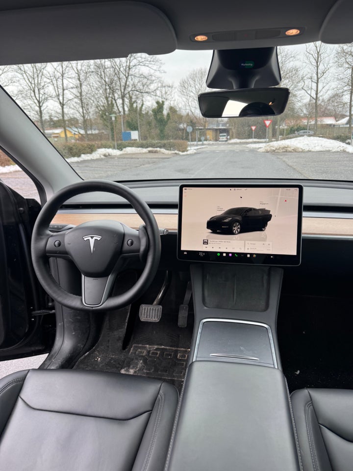 Tesla Model Y Long Range AWD 5d