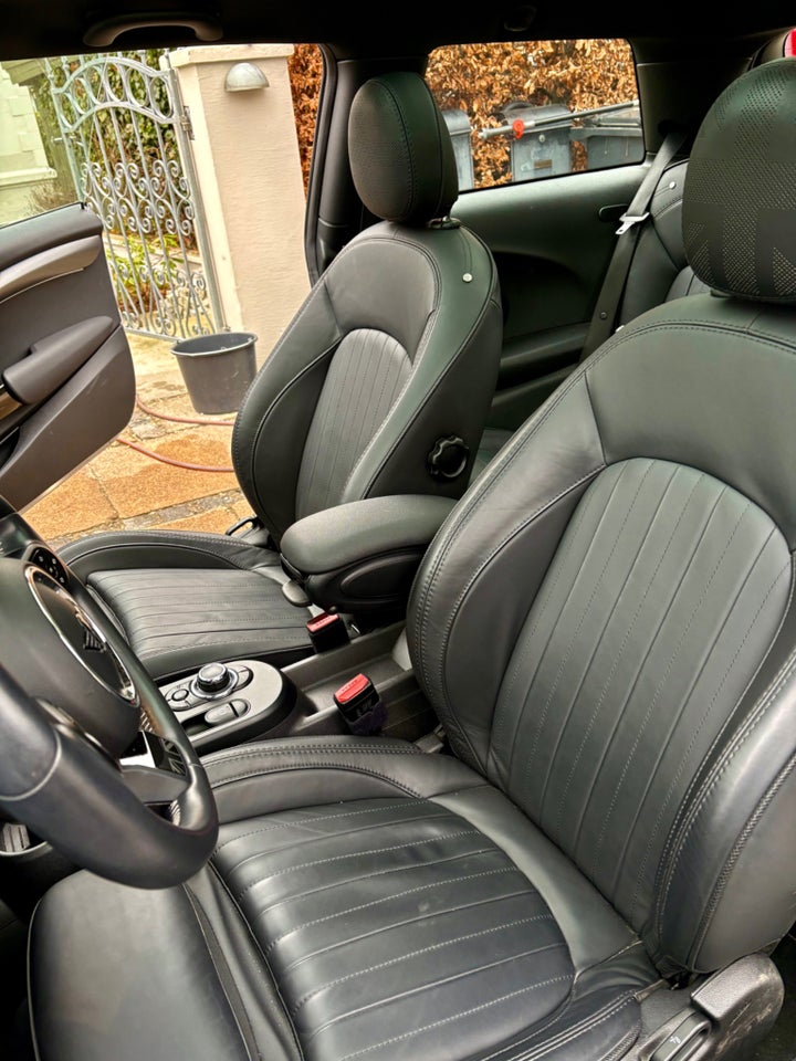 MINI Cooper SE Maximise 3d