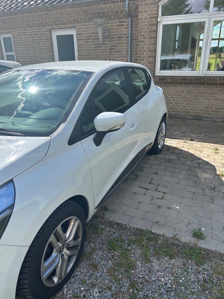 Renault Clio IV 0,9 TCe 90 Zen 5d