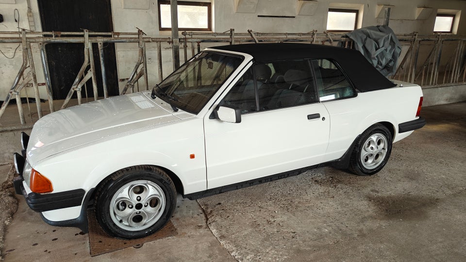 Ford Escort 1,6 XR3i Cabriolet 2d