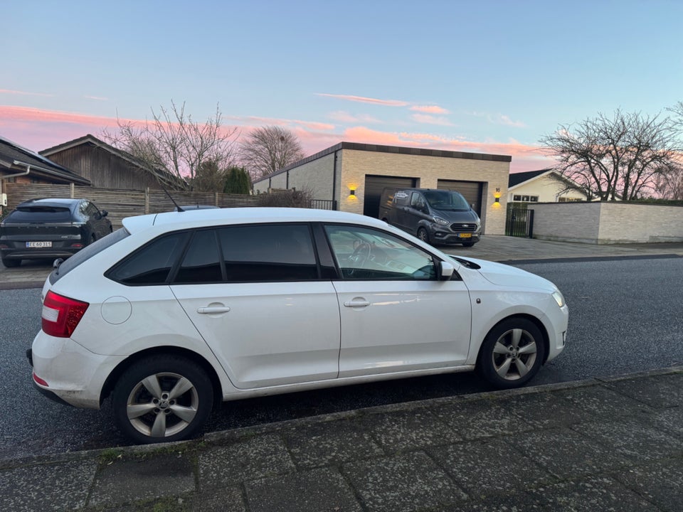 Skoda Rapid 1,2 TSi 105 Elegance Spaceback GreenTec 5d