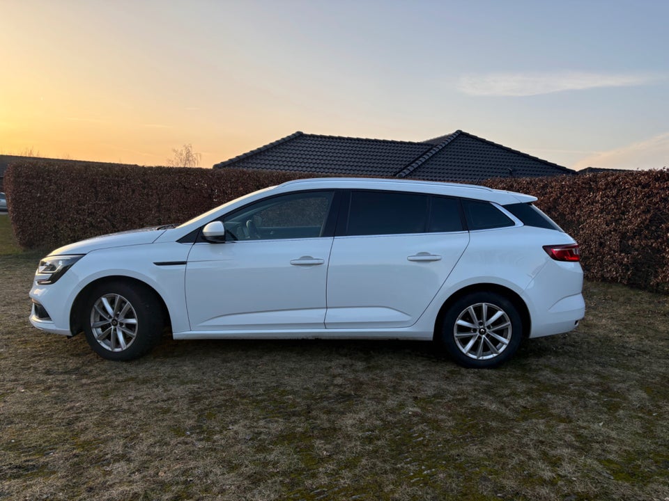 Renault Megane IV 1,2 TCe 100 Zen Sport Tourer 5d