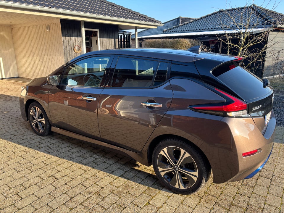 Nissan Leaf 40 N-Connecta 5d