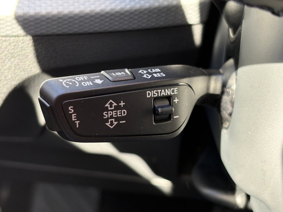 Audi Q2 35 TFSi S-line S-tr. 5d