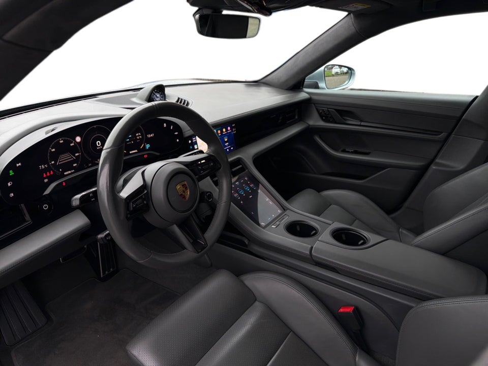 Porsche Taycan Turbo Performance+ 4d