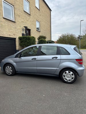 Mercedes B180 2,0 CDi aut. 5d