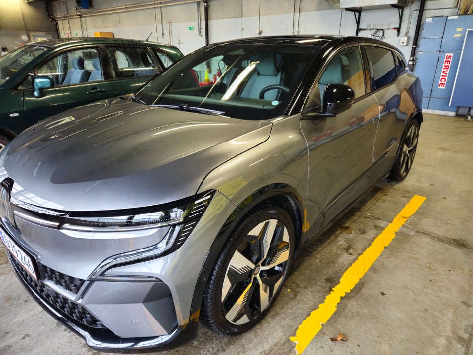 Renault Megane E-Tech 60 Techno 5d