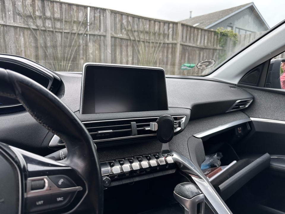 Peugeot 3008 2,0 BlueHDi 150 Allure Van 5d