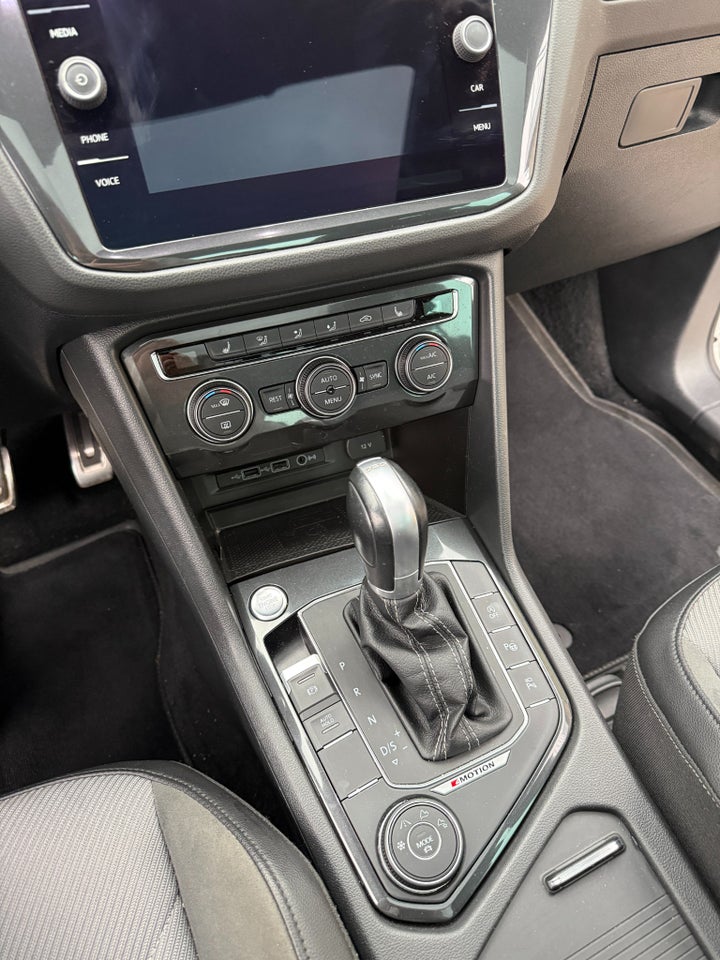 VW Tiguan 2,0 TDi 190 R-line DSG 4Motion 5d