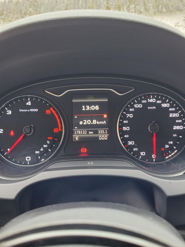 Audi A3 1,6 TDi 110 Ambition 4d