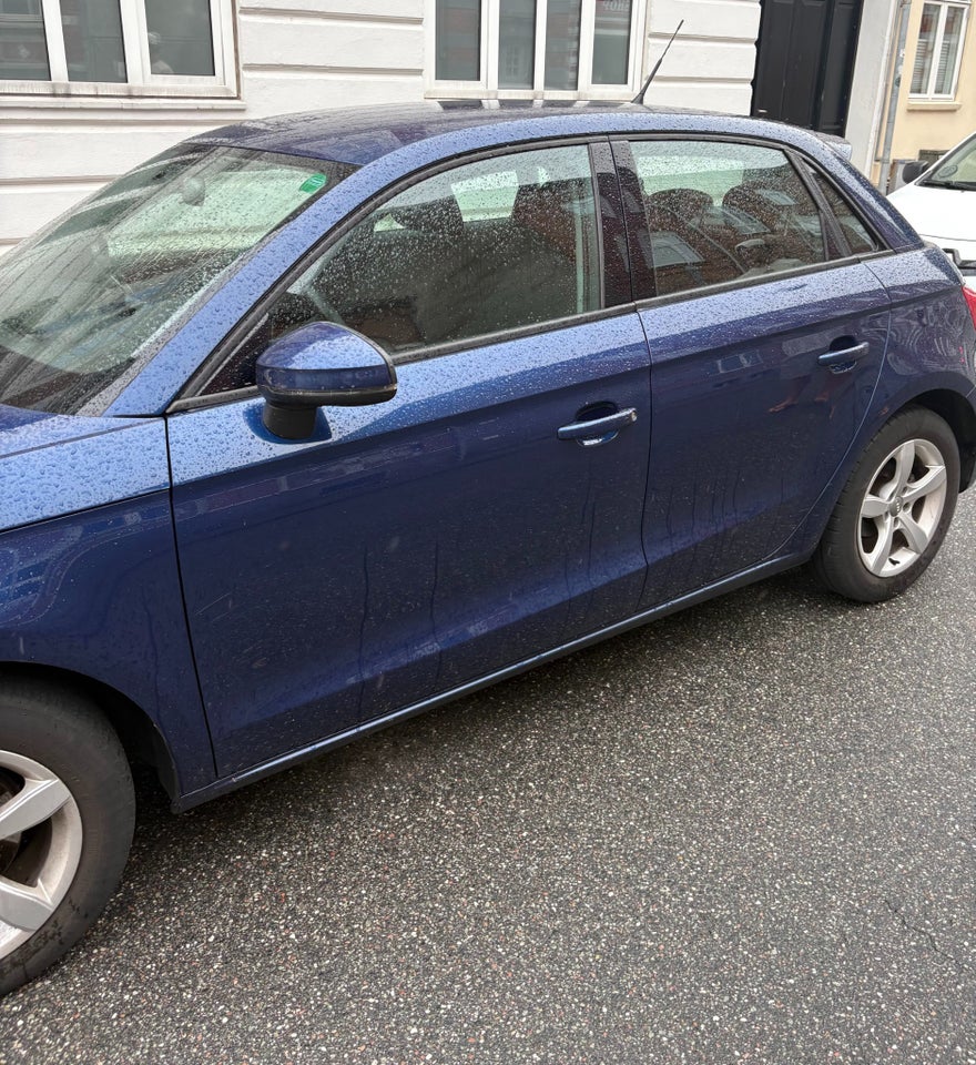 Audi A1 1,0 TFSi 95 Ultra Sportback 5d