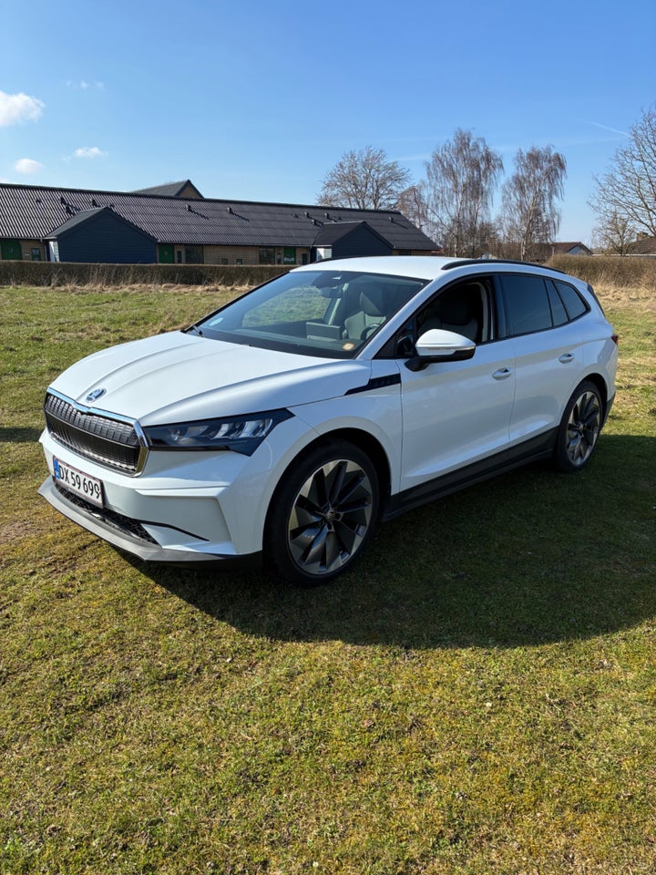 Skoda Enyaq 60 iV Loft 5d