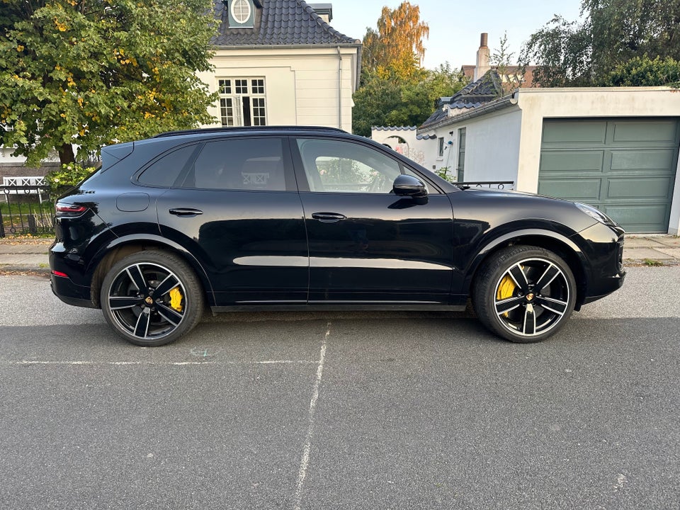 Porsche Cayenne Turbo S 4,0 E-Hybrid Tiptr. 5d