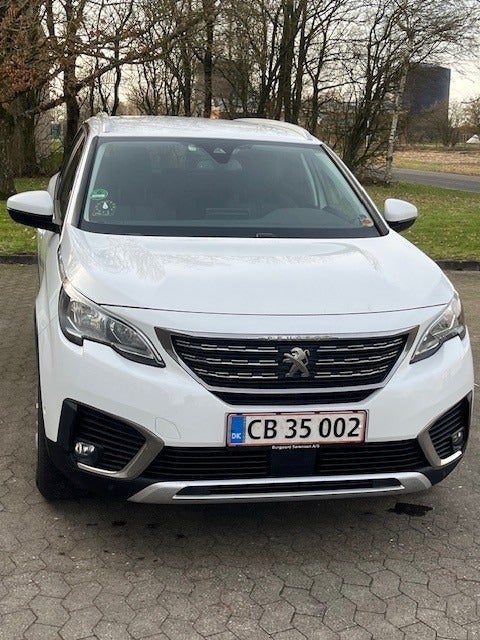 Peugeot 5008 1,5 BlueHDi 130 Allure 7prs 5d