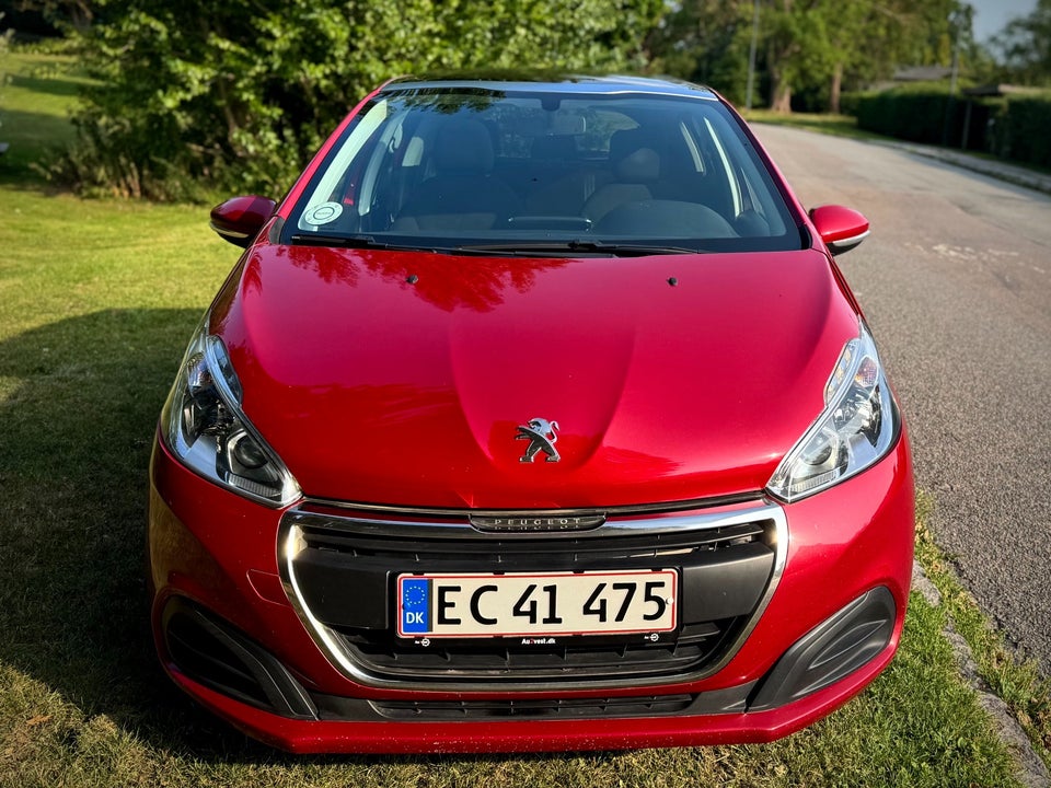 Peugeot 208 1,6 BlueHDi 100 Envy Sky 5d