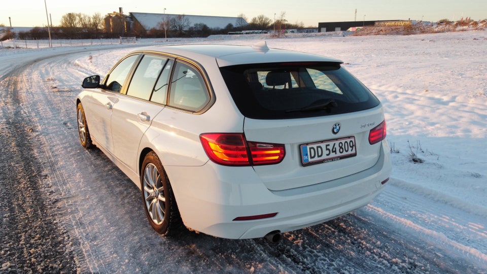 BMW 320d 2,0 Touring aut. 5d