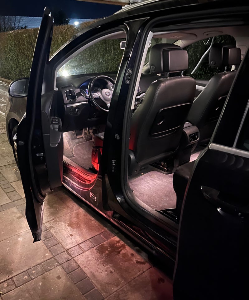 VW Sharan 2,0 TDi 140 Highline DSG BMT 7prs 5d