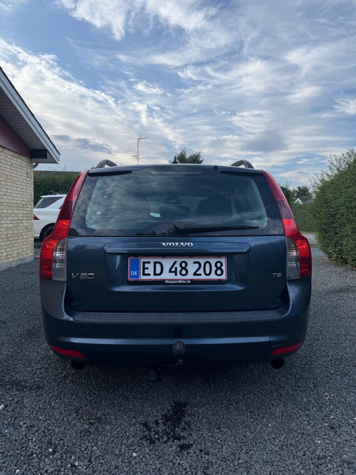 Volvo V50 2,5 T5 Momentum 5d