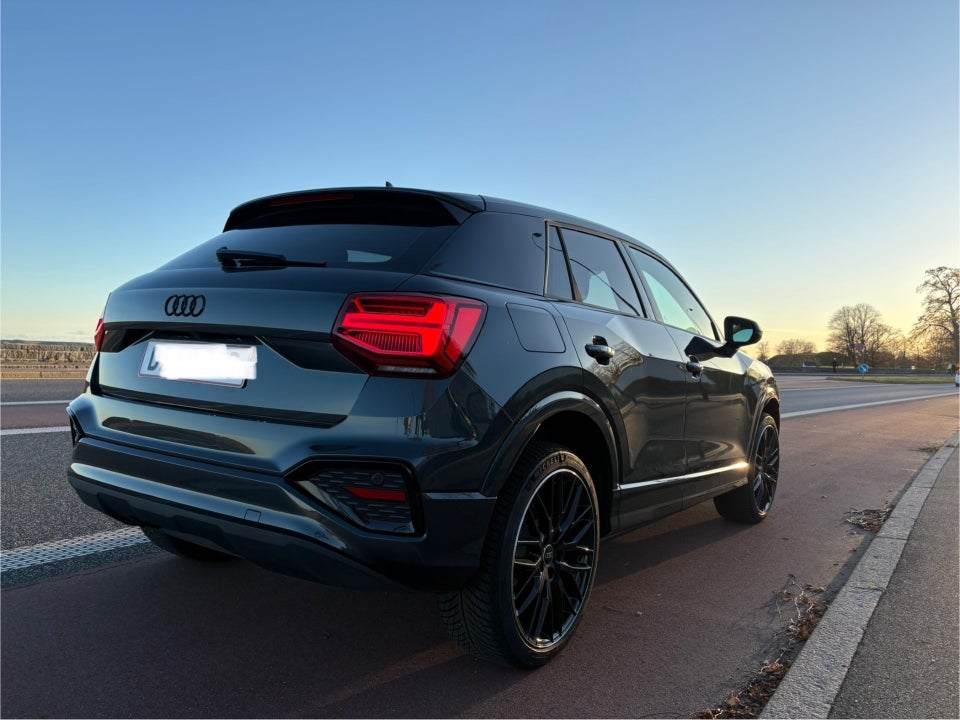 Audi Q2 35 TFSi Prestige S-tr. 5d