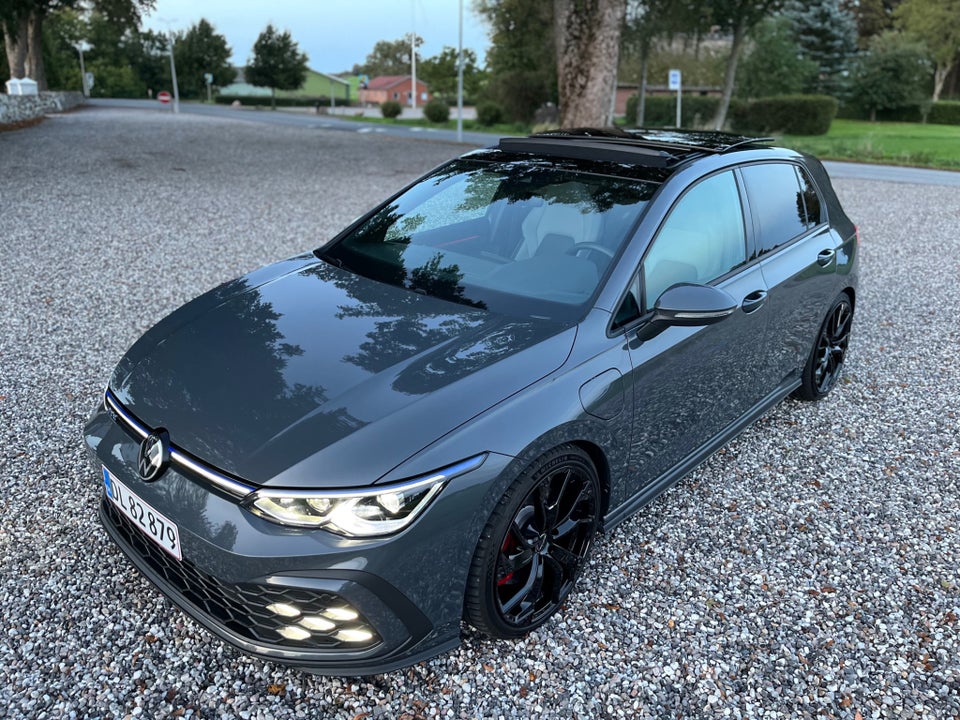 VW Golf VIII 1,4 GTE DSG 5d