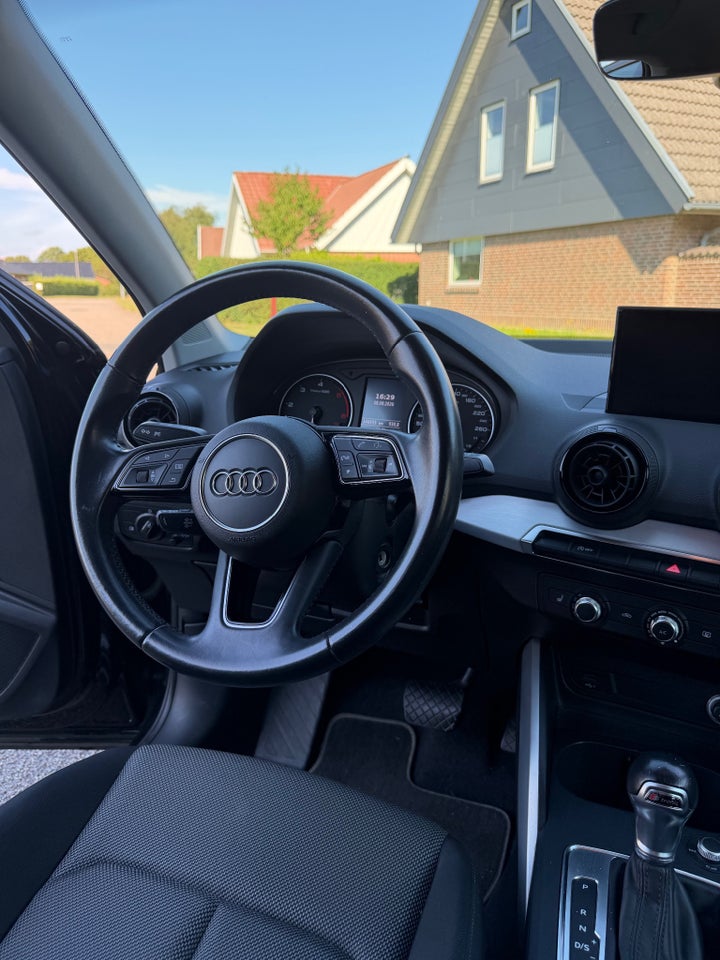 Audi Q2 1,6 TDi 116 Sport S-tr. 5d