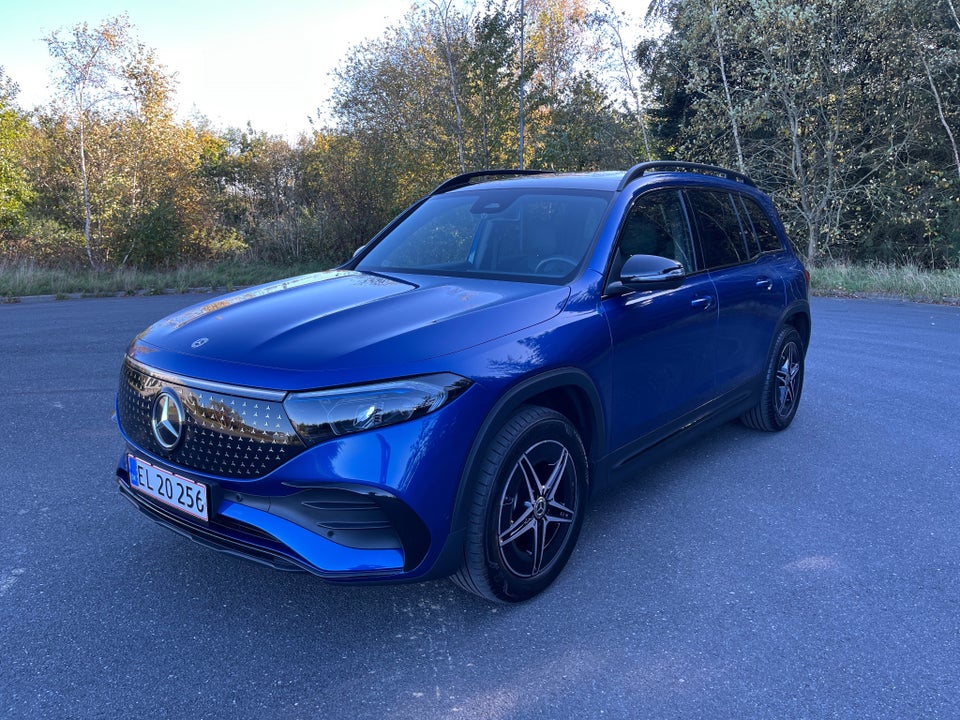 Mercedes EQB250+ AMG Line 5d