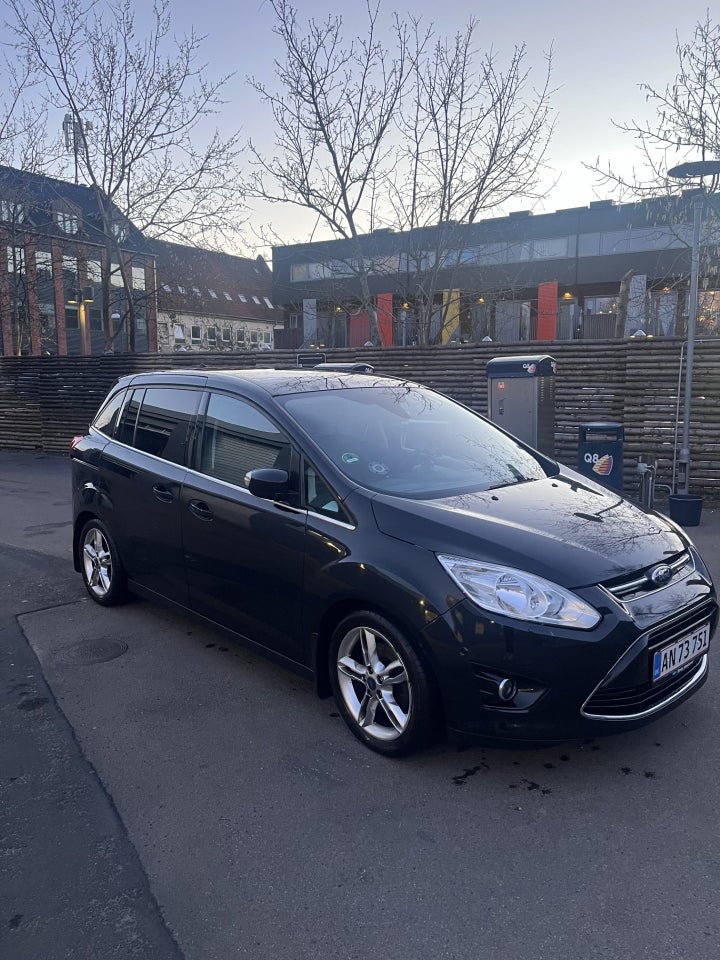 Ford Grand C-MAX 1,6 SCTi 150 Titanium 5d