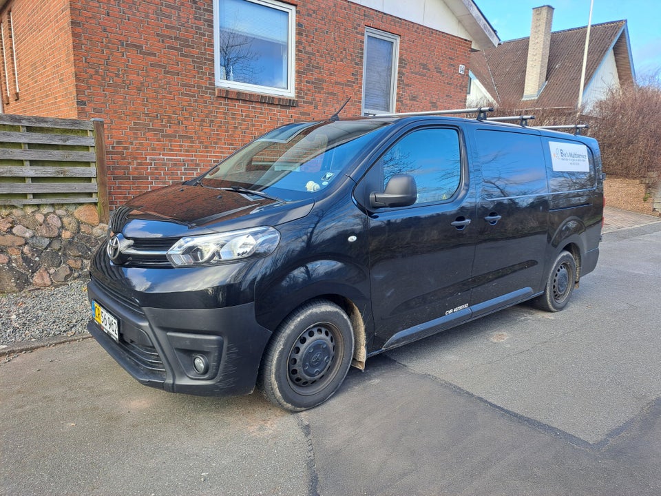Toyota ProAce 2,0 D 120 Long Base+ 6d