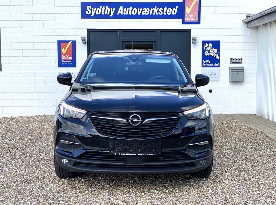 Opel Grandland X 1,2 T 130 Enjoy 5d