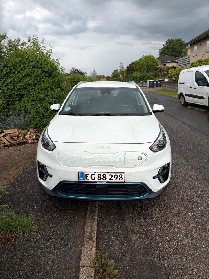 Kia e-Niro 64 Advance 5d
