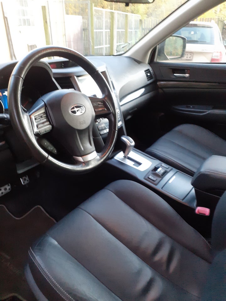 Subaru Outback 2,5i CVT AWD 5d