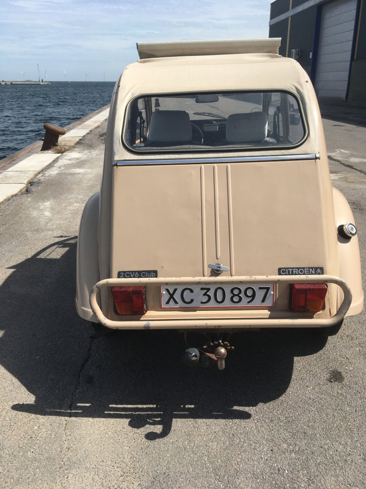Citroën 2CV 0,6  4d